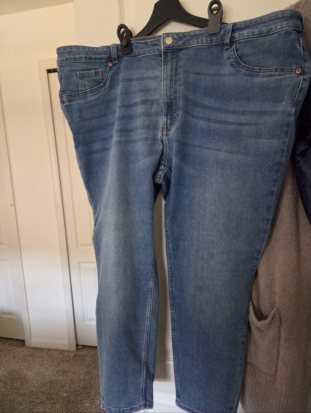 H&M Women's Slim Straight Blue Jeans